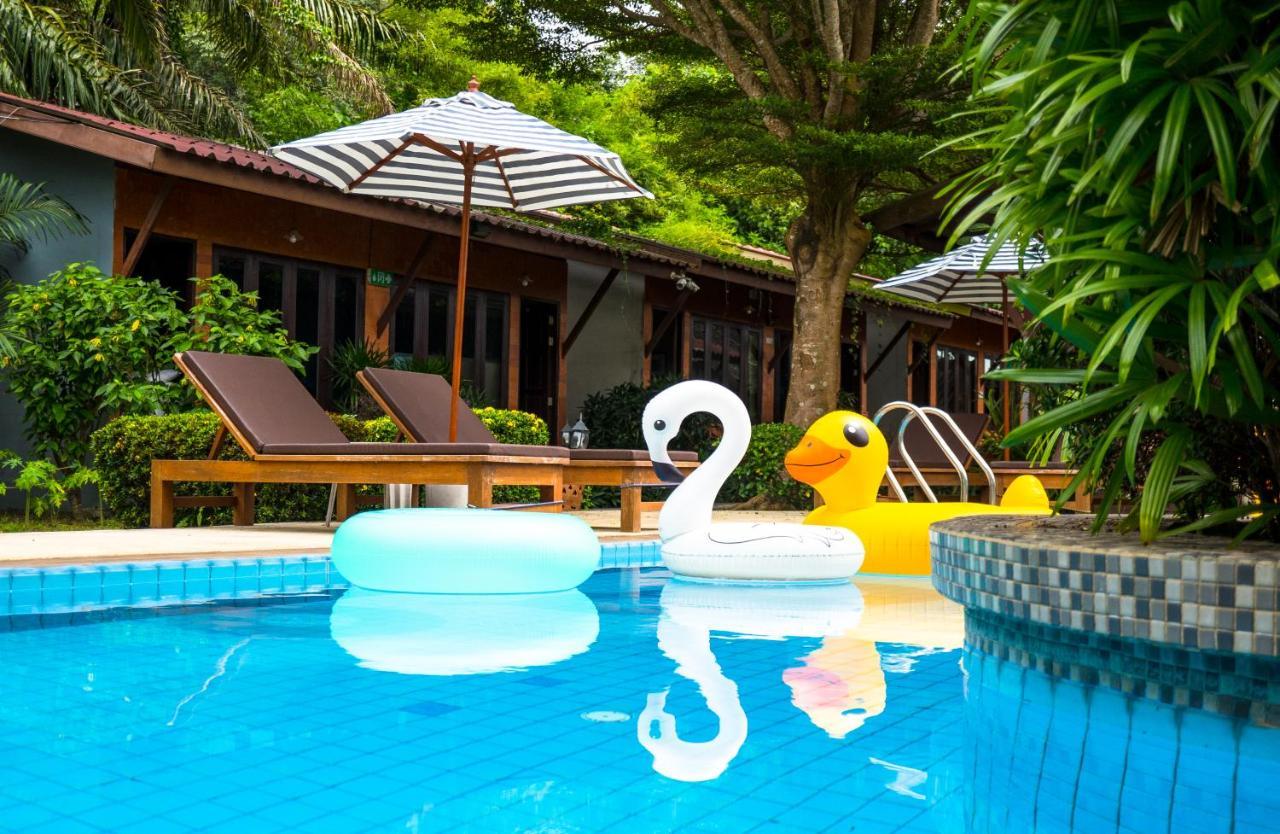 Phuket Siam Villas - SHA PLUS Chalong Bagian luar foto