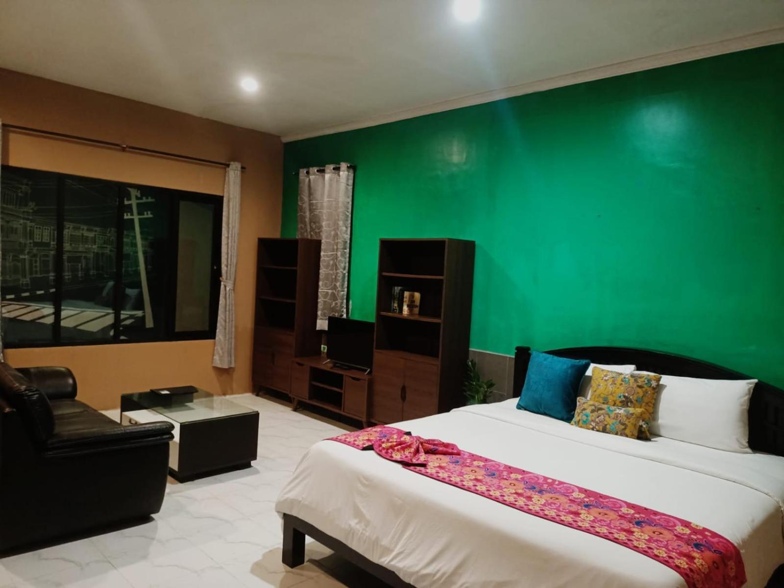 Phuket Siam Villas - SHA PLUS Chalong Bagian luar foto