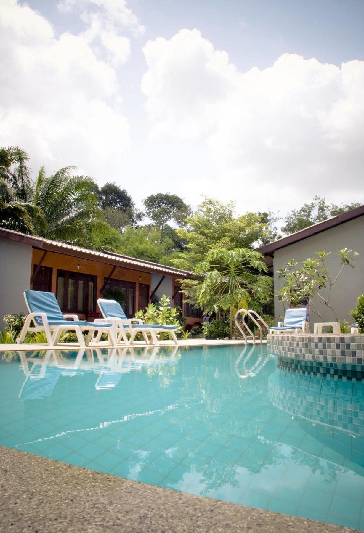Phuket Siam Villas - SHA PLUS Chalong Bagian luar foto