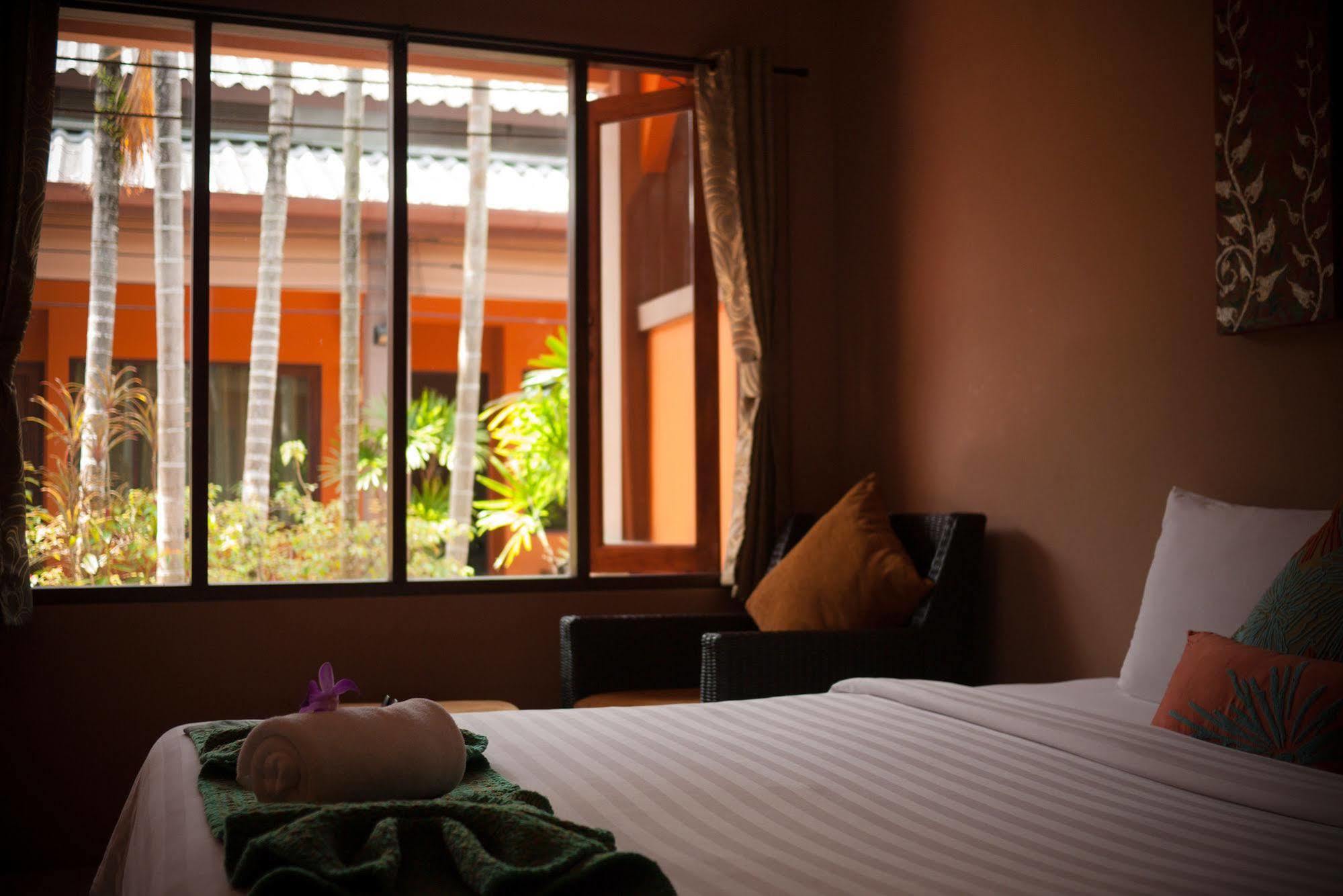 Phuket Siam Villas - SHA PLUS Chalong Bagian luar foto