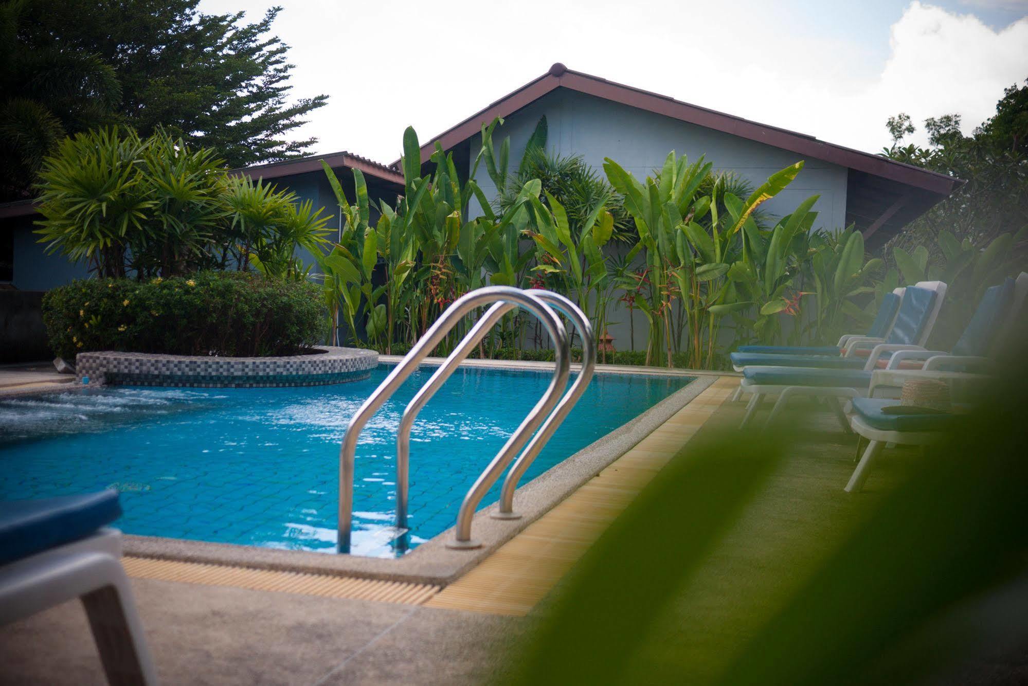 Phuket Siam Villas - SHA PLUS Chalong Bagian luar foto